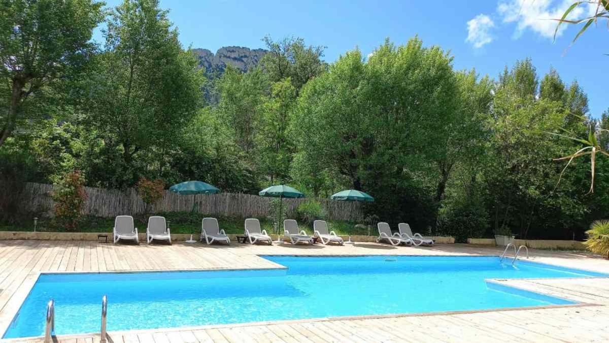 Hotel Sous L'Olivier Buis-les-Baronnies Luaran gambar